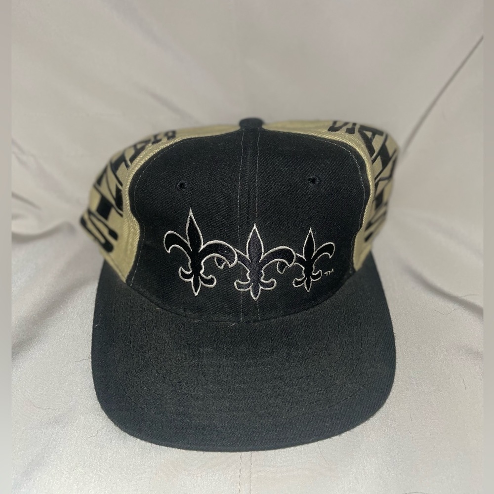 Vintage 90s AJD New Orleans SAINTS Triple Logo Snapback Hat